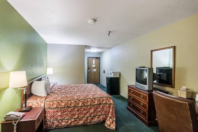 Motel 6 Morehead, KY
