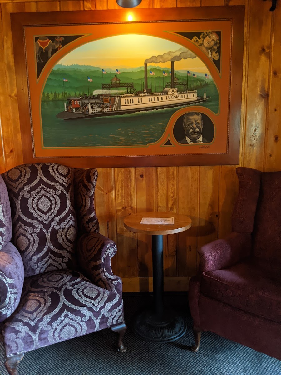 McMenamins Kalama Harbor Lodge