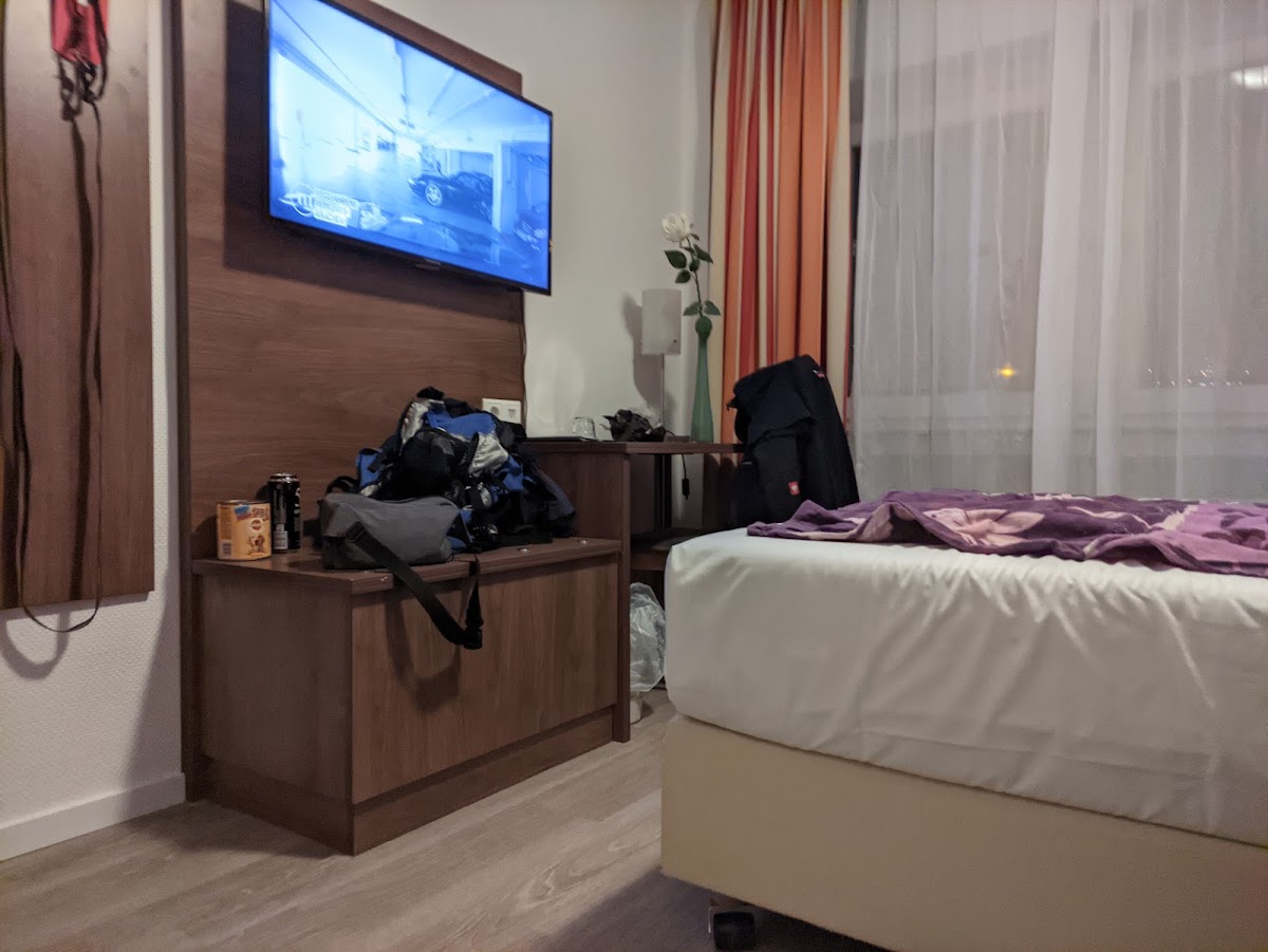 Hotel Triton