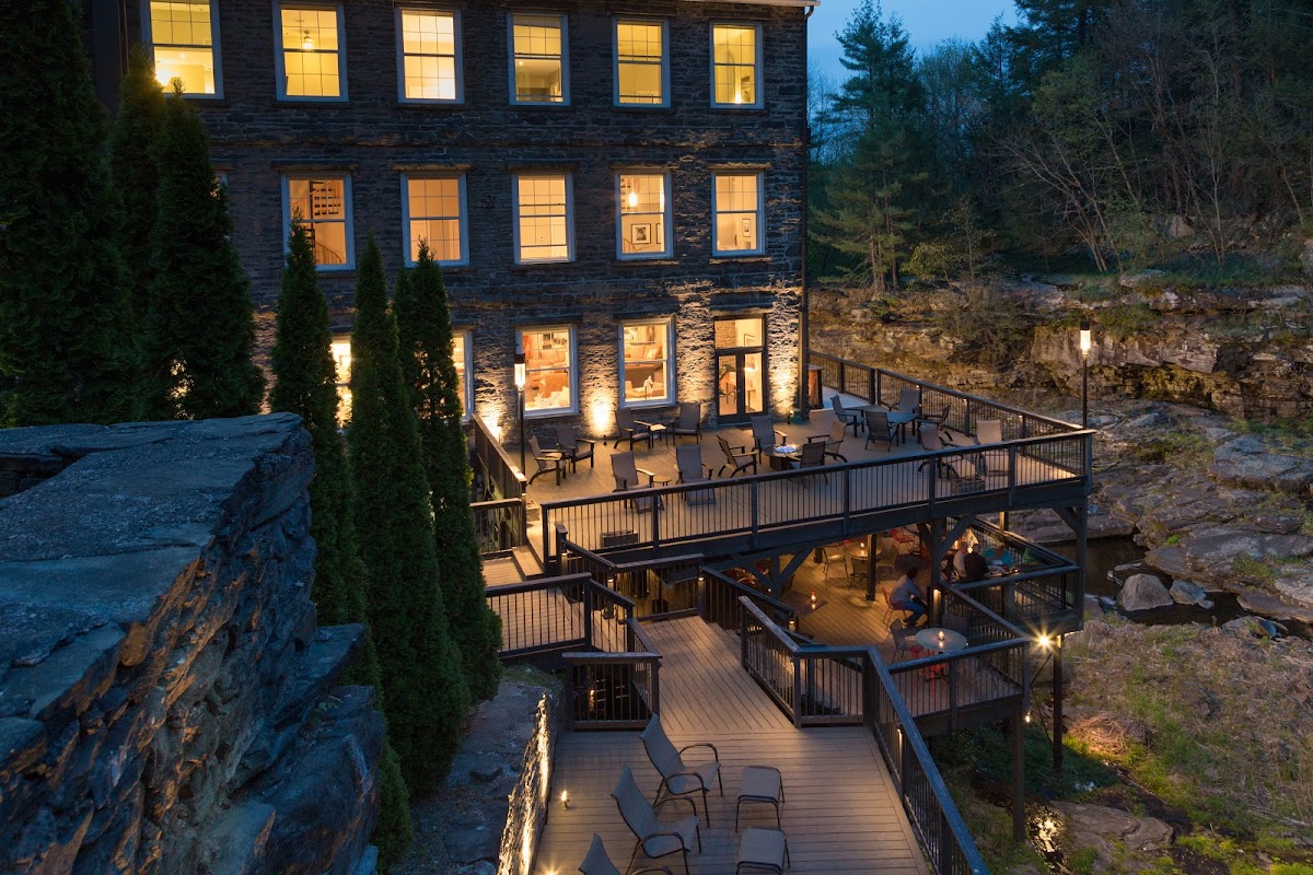Ledges Hotel
