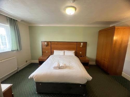 The Rivenhall Hotel