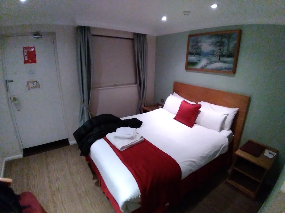 The Rivenhall Hotel