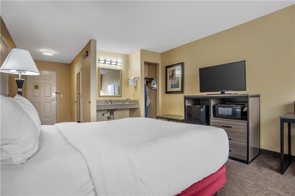 Best Western Plus Bessemer Hotel & Suites