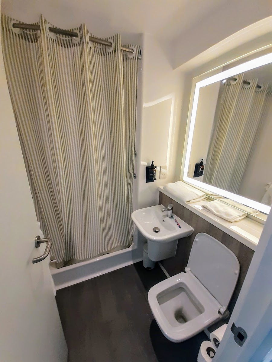 Travelodge London Chiswick High Road
