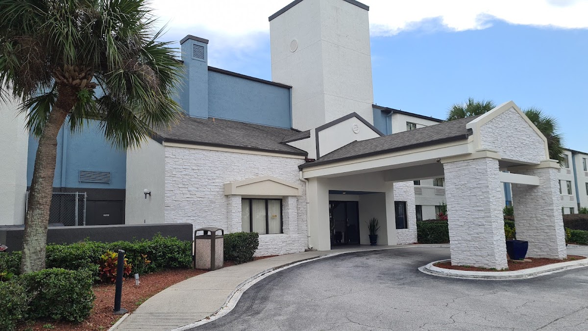 Destiny Palms Hotel