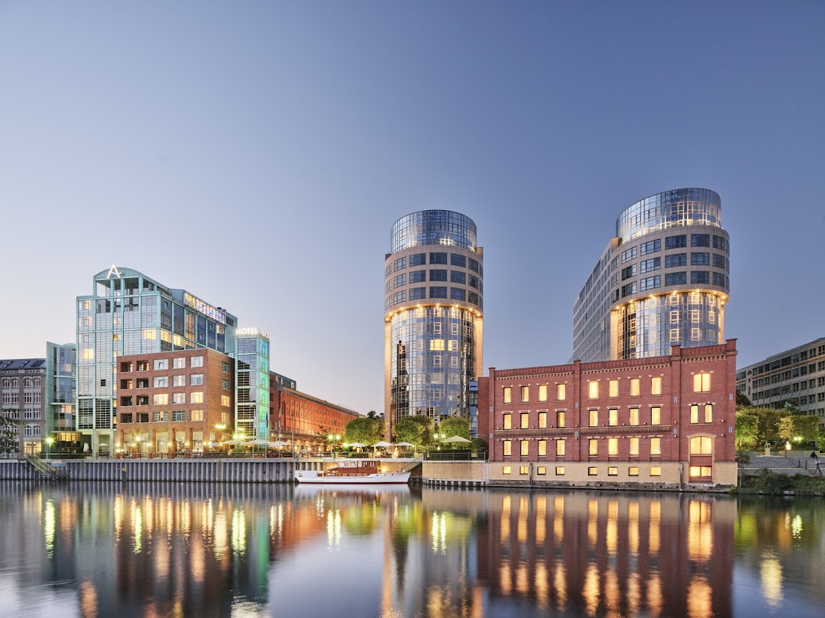 AMERON Berlin ABION Spreebogen Waterside