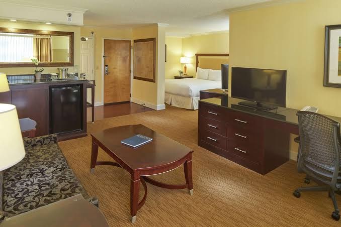 Hilton Raleigh North Hills