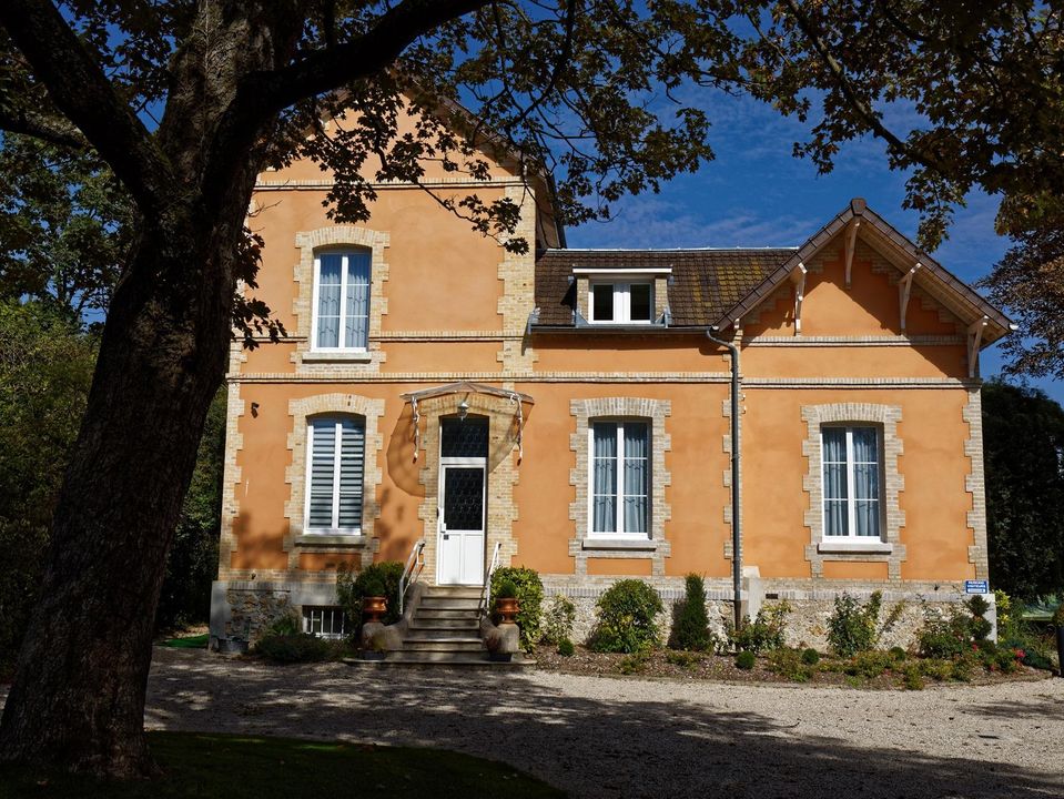 Logis Hôtel Auberge des Moissons