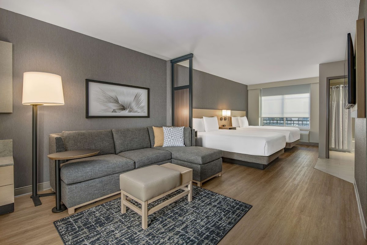 Hyatt Place Riverside/Downtown