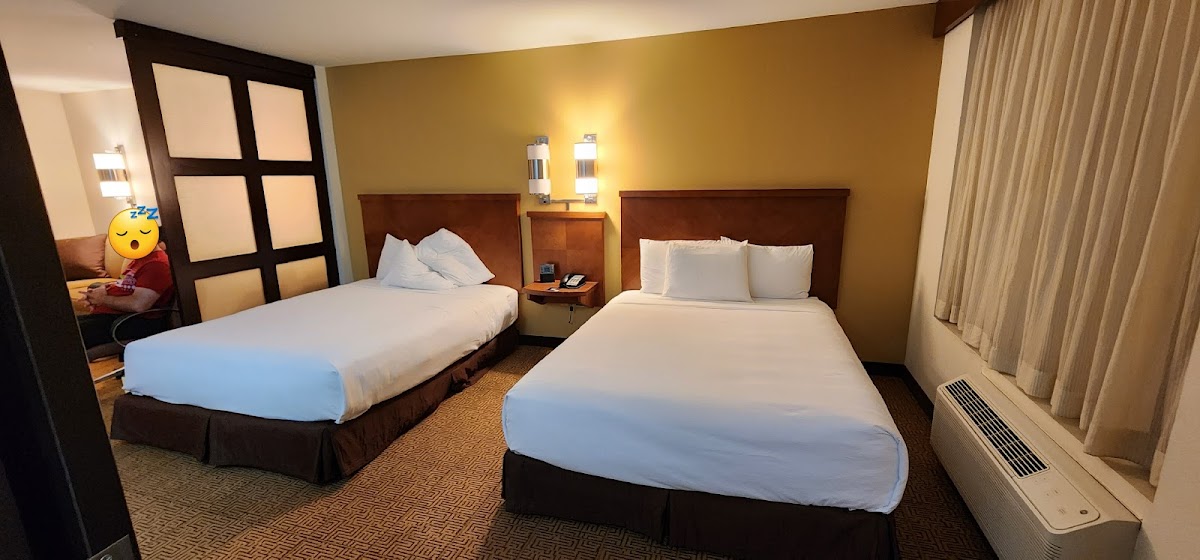 Hyatt Place Riverside/Downtown