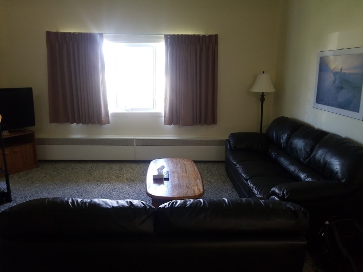 The Aurora Inn