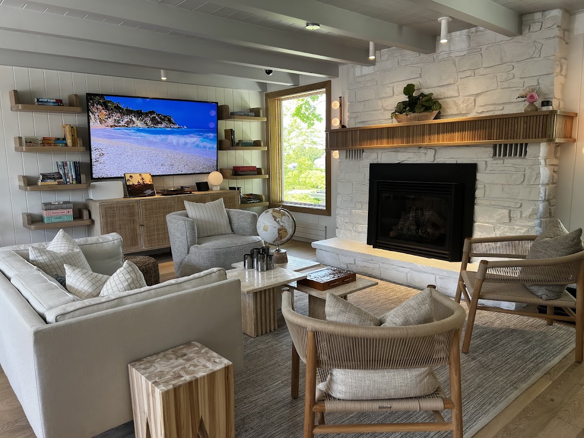 The Beach Motel and Restaurant