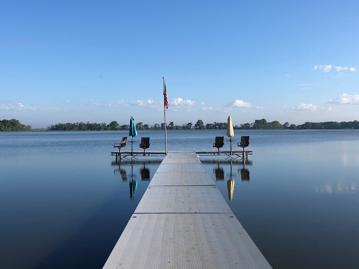 Shirley's Park & Country Retreat - Seasonal Campground & Kayak Rental