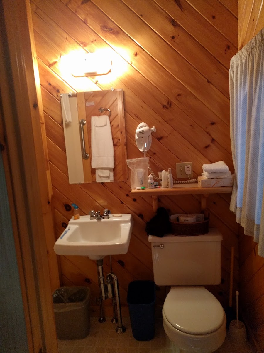 Wiscasset Woods Lodge