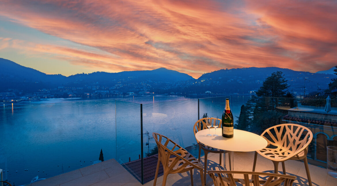 EXECUTIVE PENTHOUSE COMO CONDO - Italian Apartments