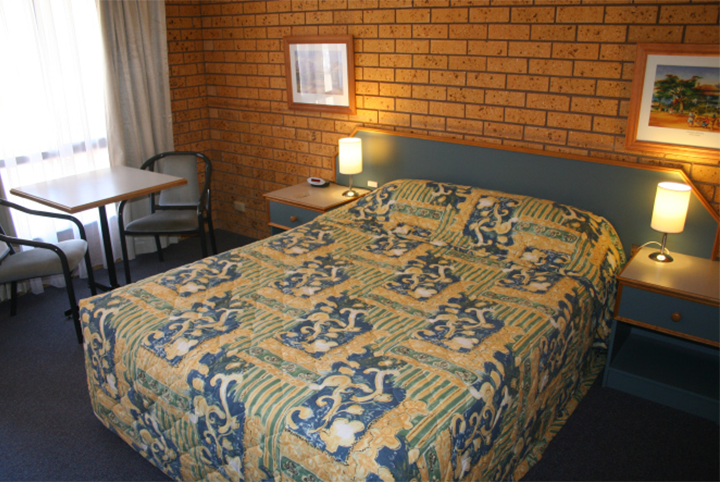 Newell Motor Inn