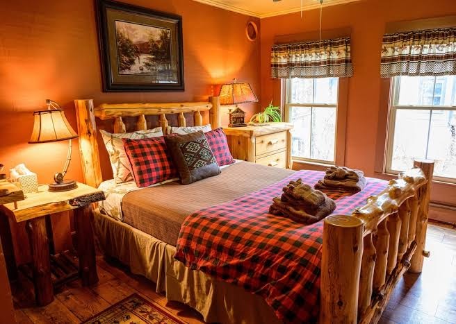 Rooster Comb Inn