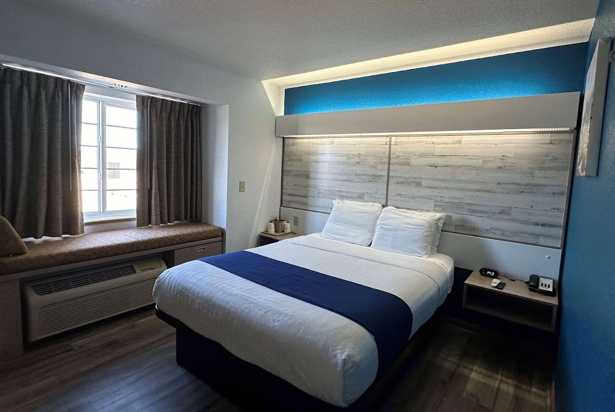 Microtel Inn & Suites by Wyndham Tomah