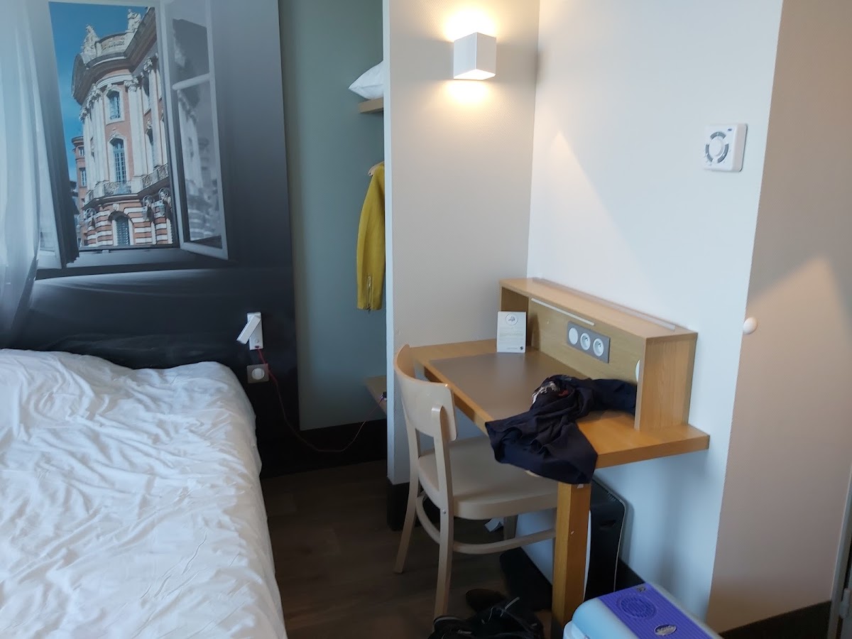 B&B HOTEL Toulouse Basso Cambo