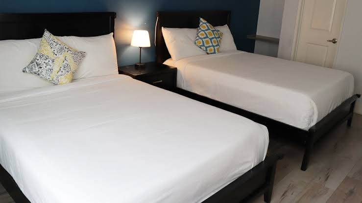 Hometel Suites