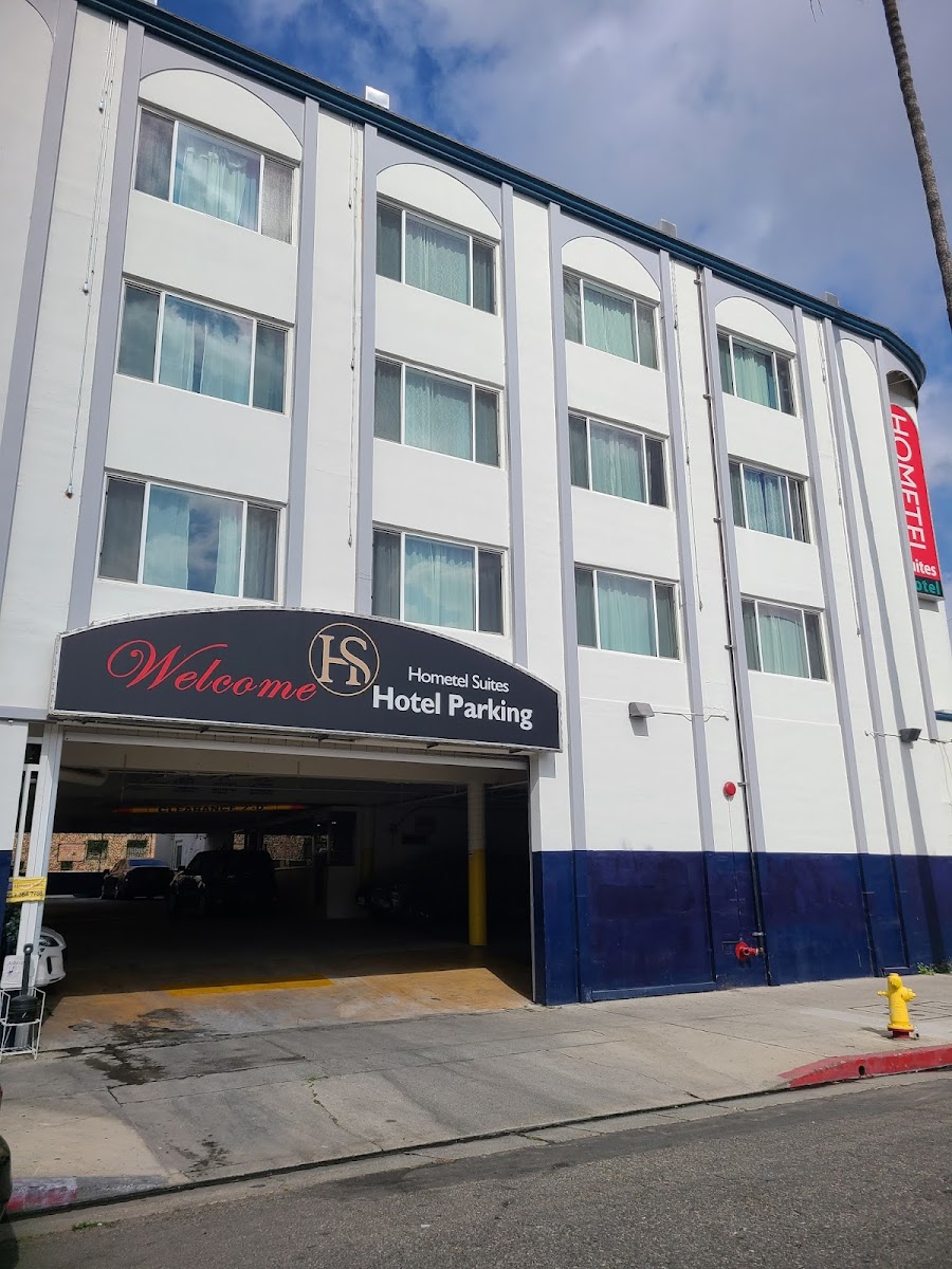 Hometel Suites
