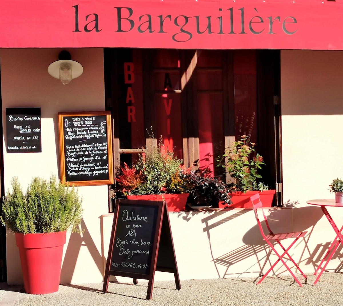 Logis Hôtel Auberge la Barguillère