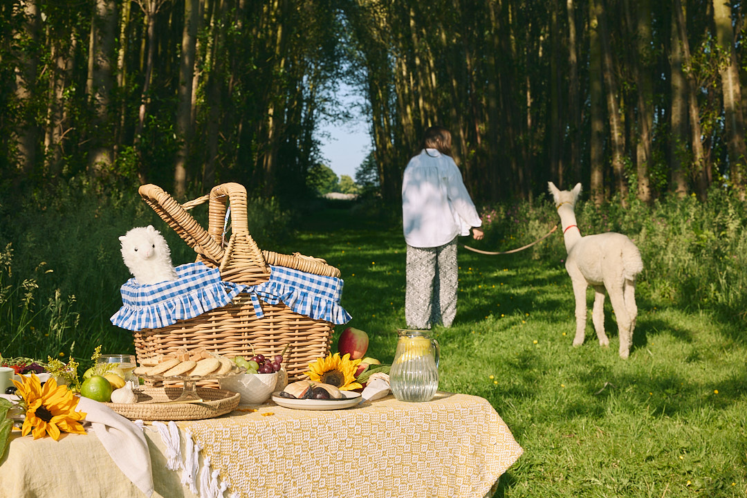 The Darling Woods of May