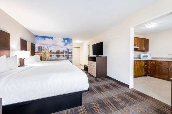 Clarion Pointe Madison-Huntsville