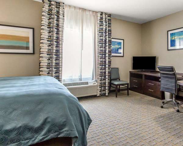 MainStay Suites Midland