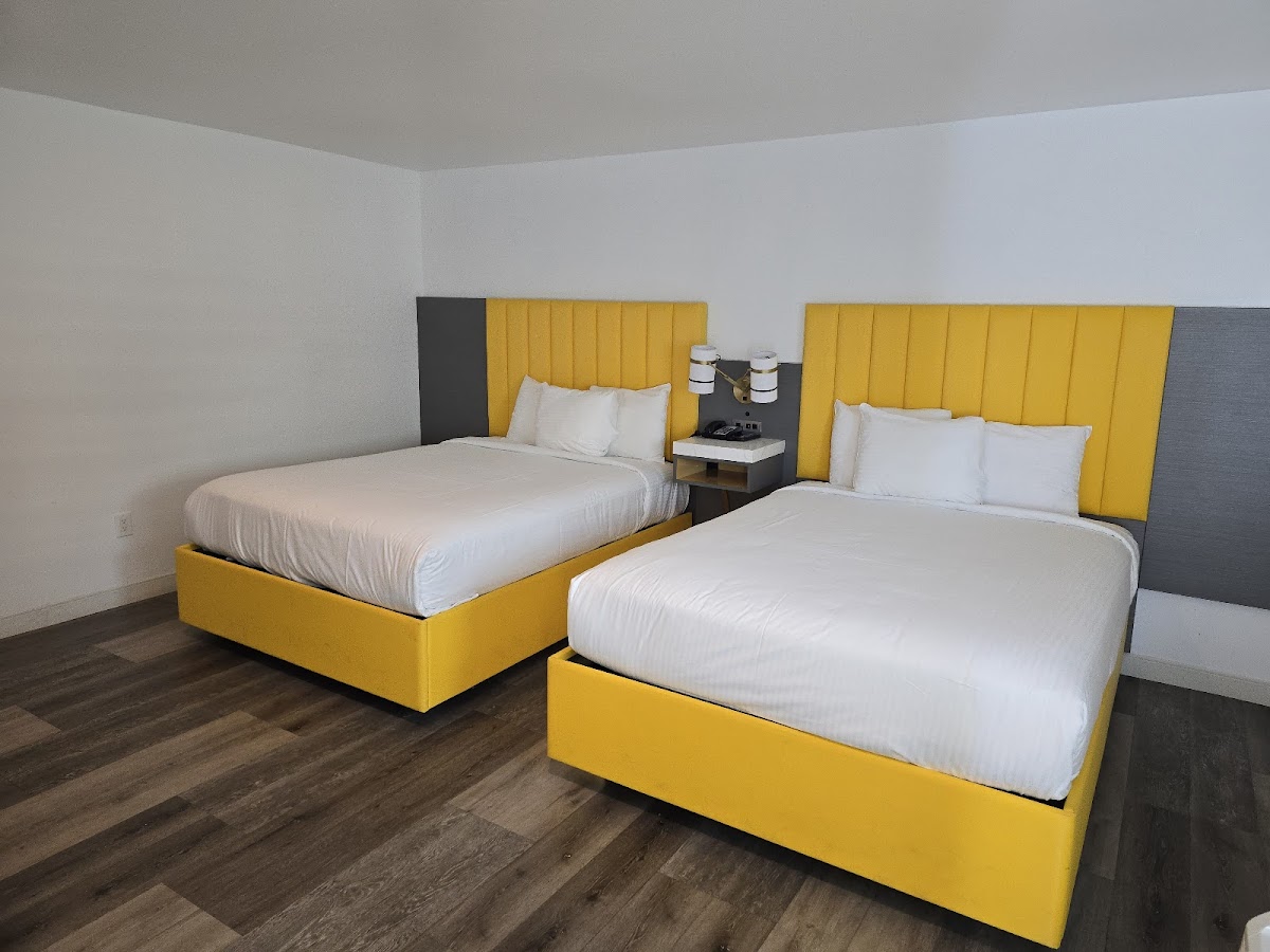 Hotel Rudra - Hollywood
