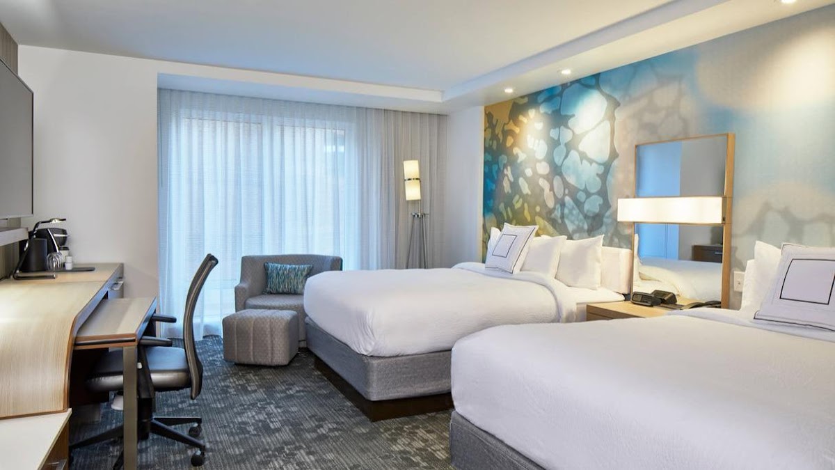 Courtyard by Marriott Baltimore Downtown/McHenry Row