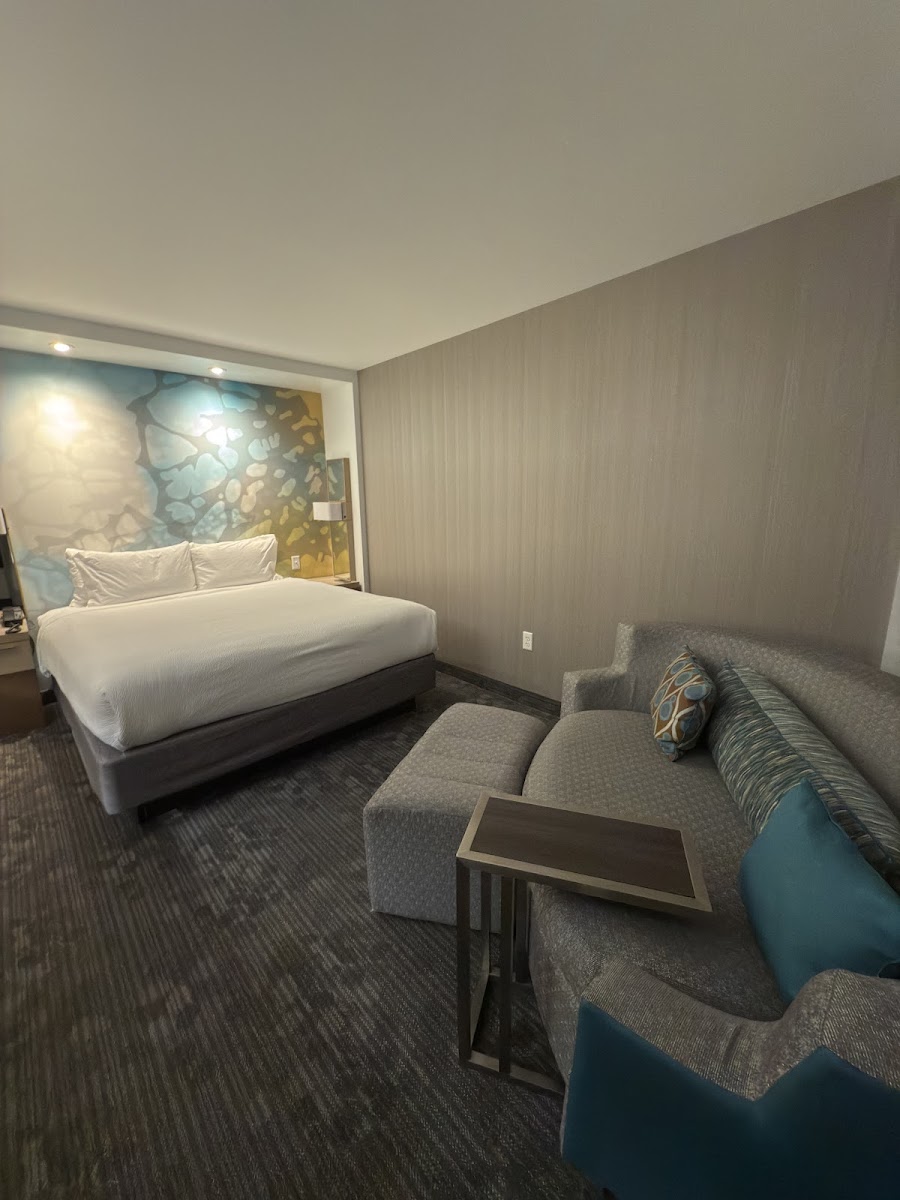 Courtyard by Marriott Baltimore Downtown/McHenry Row