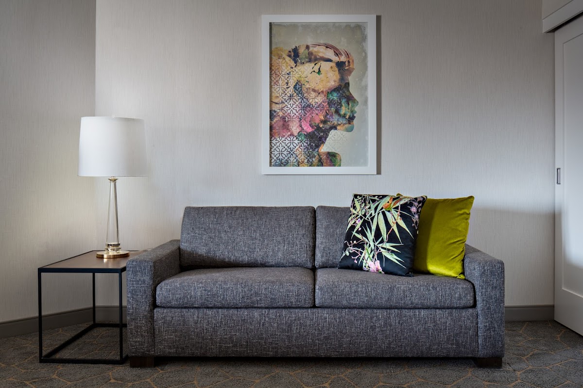 DoubleTree by Hilton Fairfield Hotel & Suites