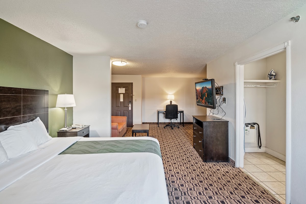 Coratel Plus Suites Wichita West Airport