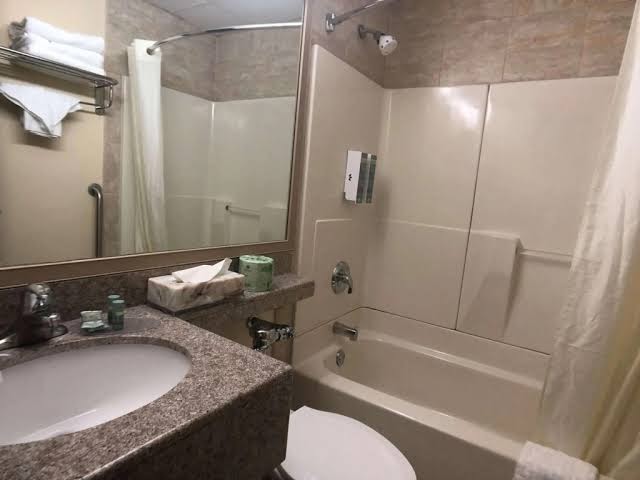 John Hotel