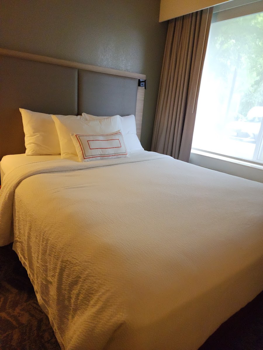 Sonesta Select Seattle Renton Suites
