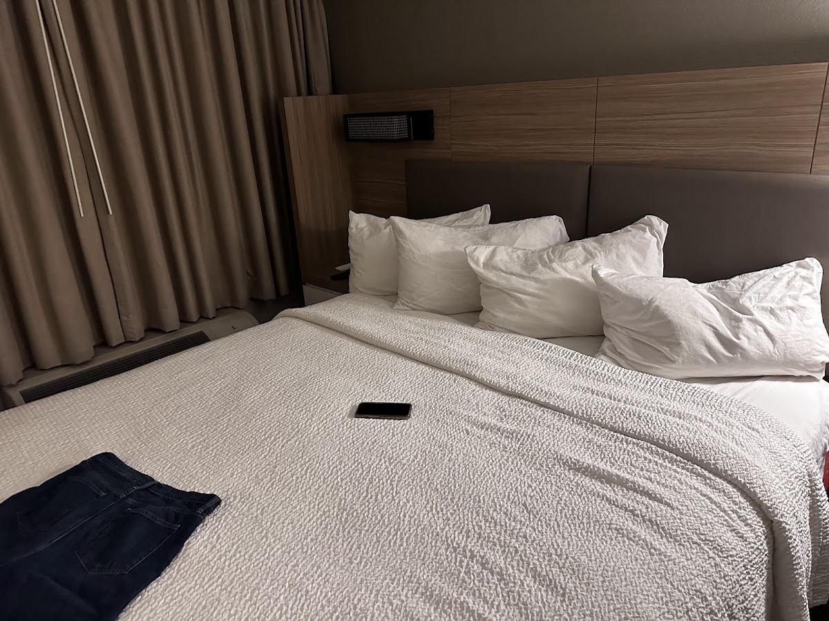 Sonesta Select Seattle Renton Suites