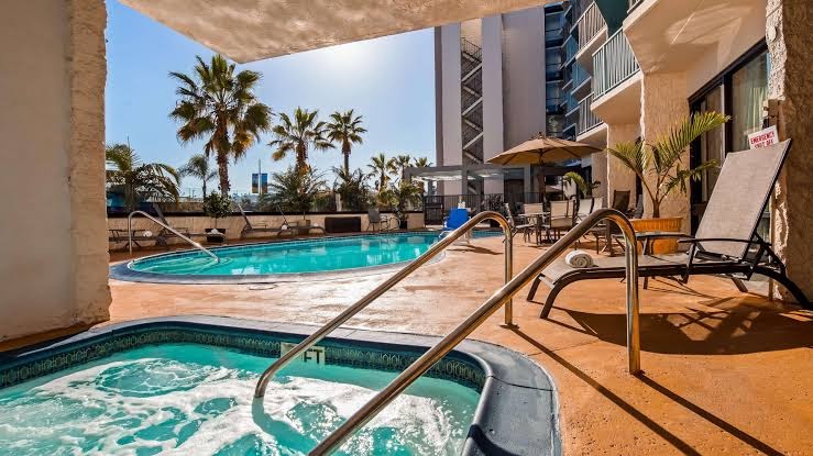 Best Western Yacht Harbor Hotel