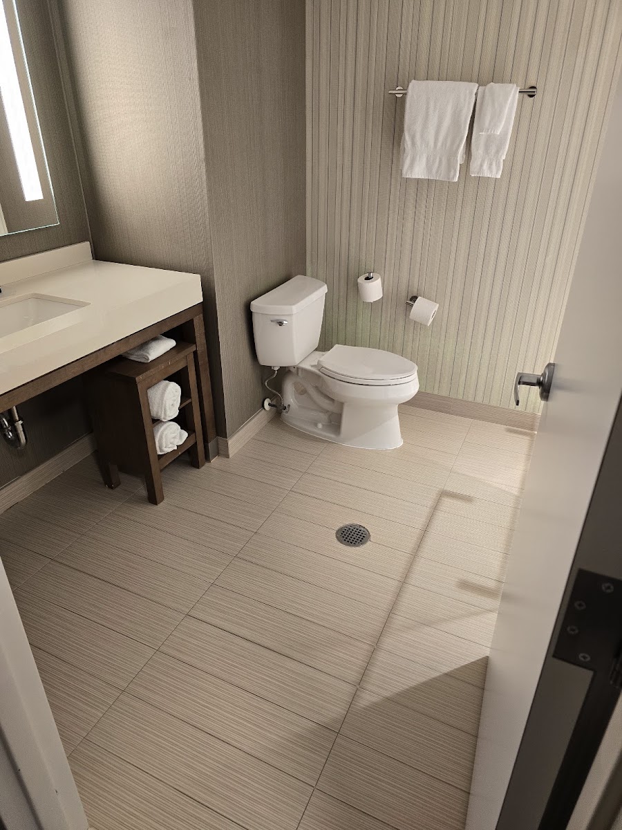 Courtyard by Marriott New York Queens/Fresh Meadows