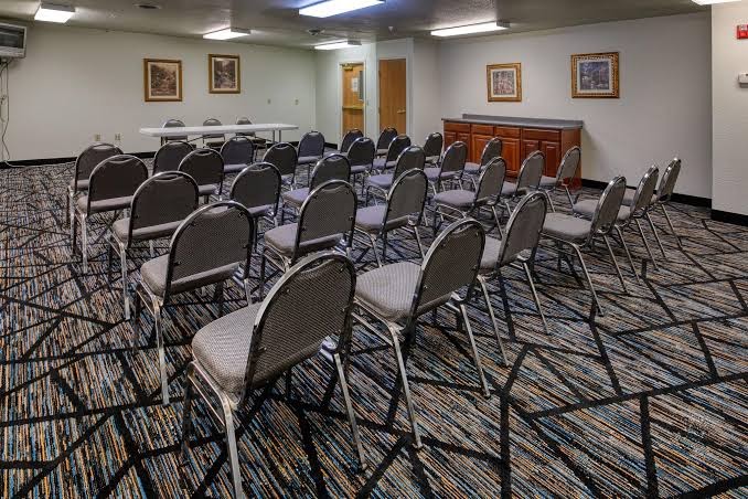 All Towne Suites