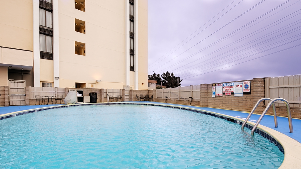 Best Western Plus Grosvenor Airport Hotel