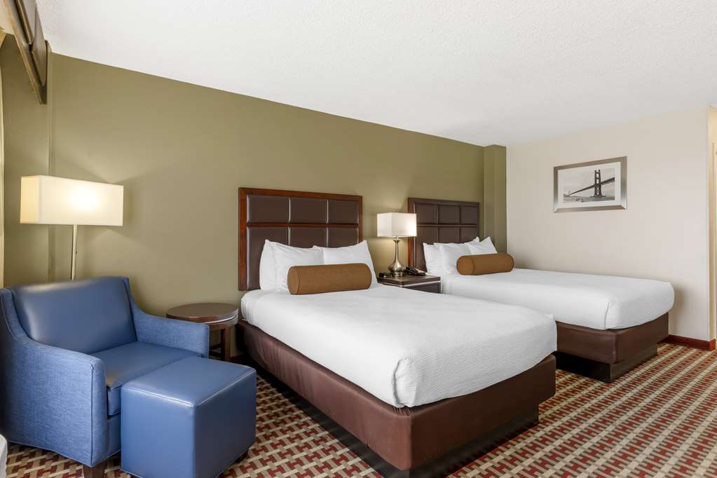 Best Western Plus Grosvenor Airport Hotel