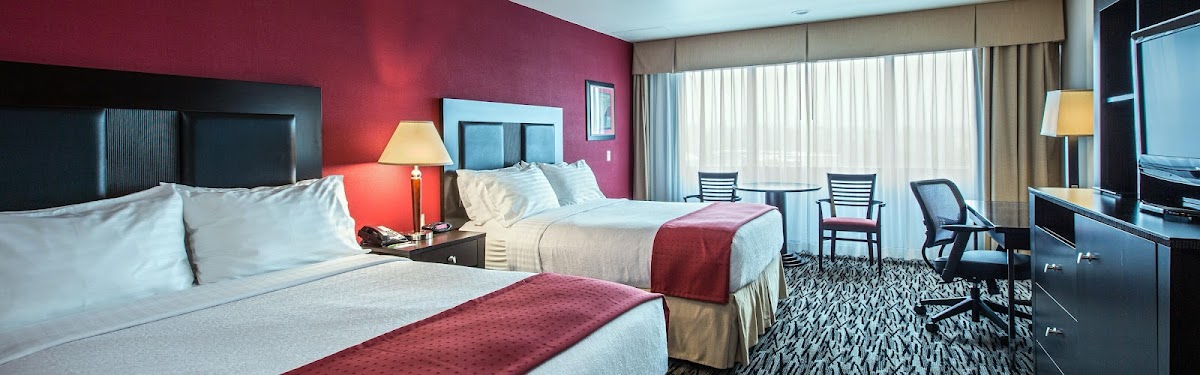 Holiday Inn & Suites Anaheim - Fullerton
