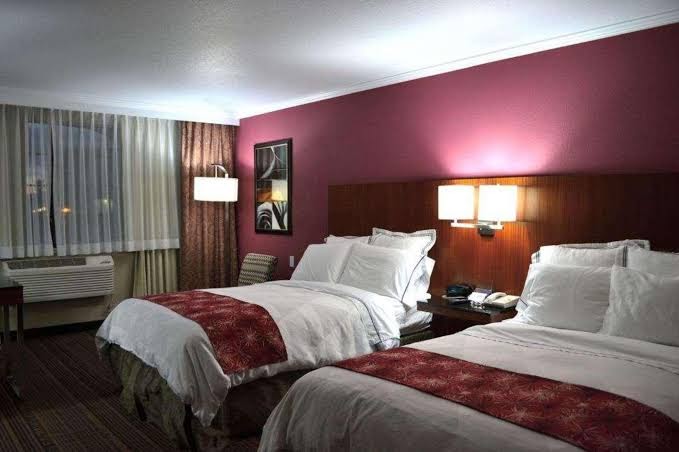 DoubleTree by Hilton Chatsworth