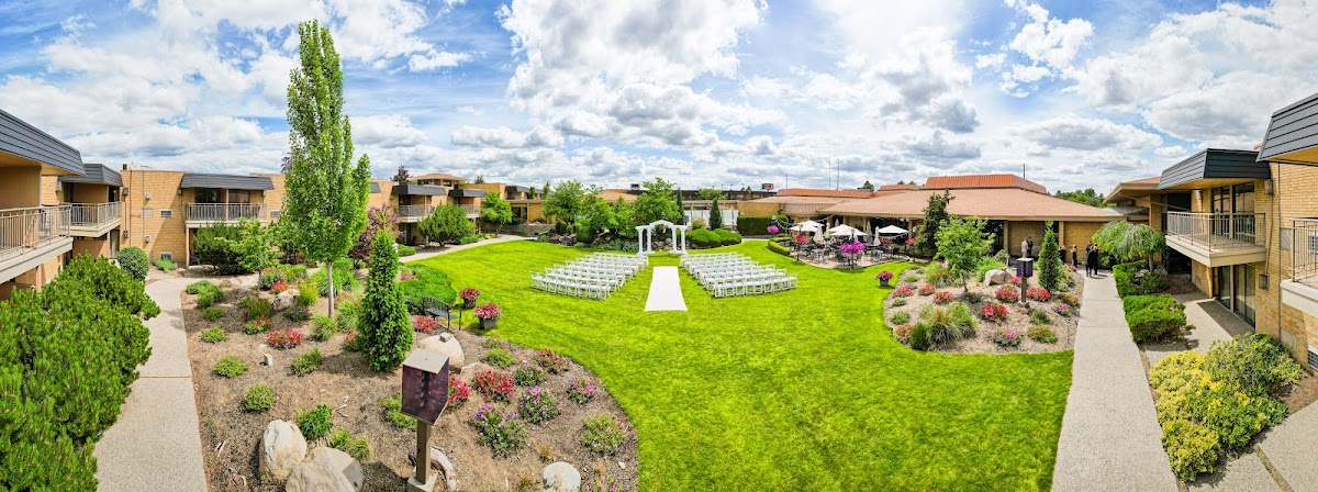 Mirabeau Park Hotel & Convention Center