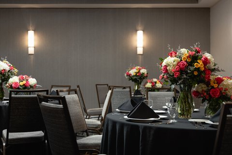 Courtyard by Marriott Long Island MacArthur Airport