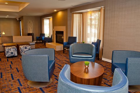 Courtyard by Marriott Cincinnati Airport