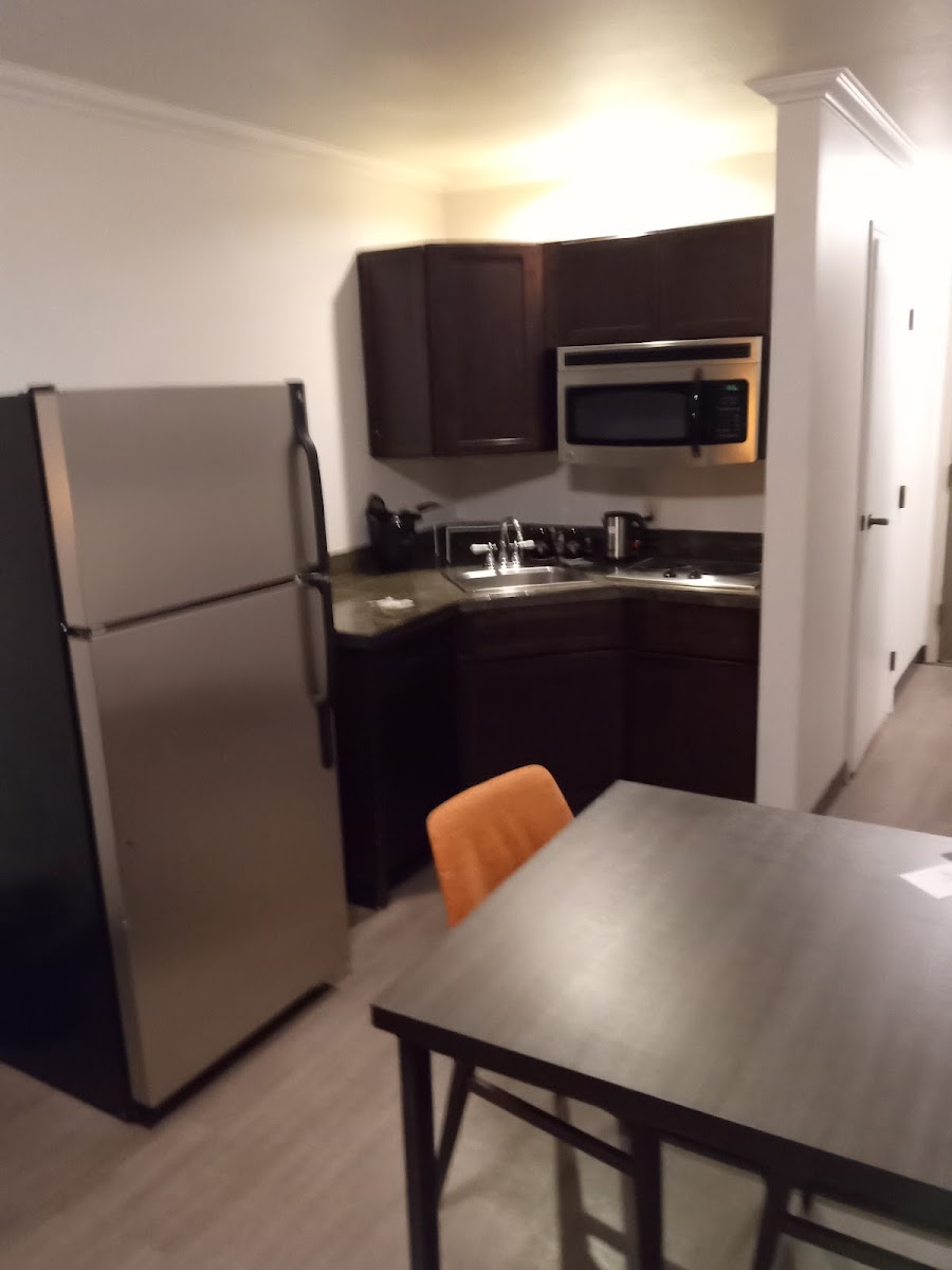 Oxford Suites Chico