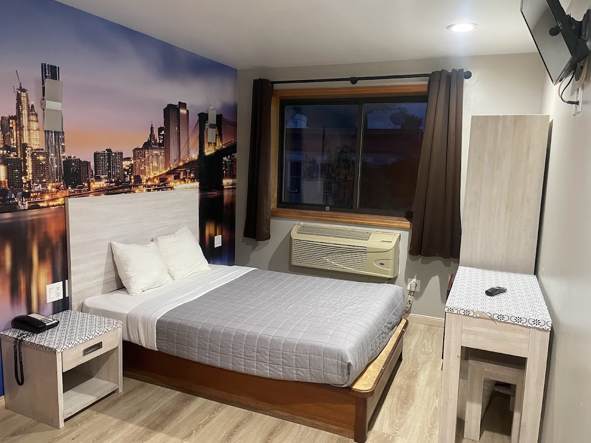 Phoenix Hotel Brooklyn Sunset Park