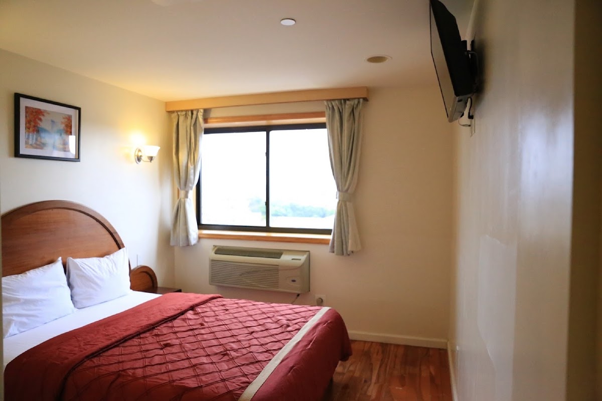 Phoenix Hotel Brooklyn Sunset Park